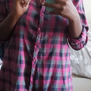 Long Sleeve Checkered Button Up